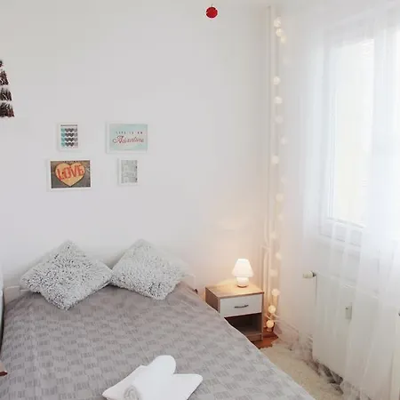 Lägenhet 3kk De Luxe *